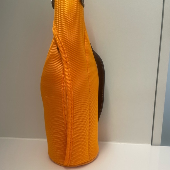 Brand New Veuve Clicquot Cozie for 750ml Bottle - Picture 4 of 5